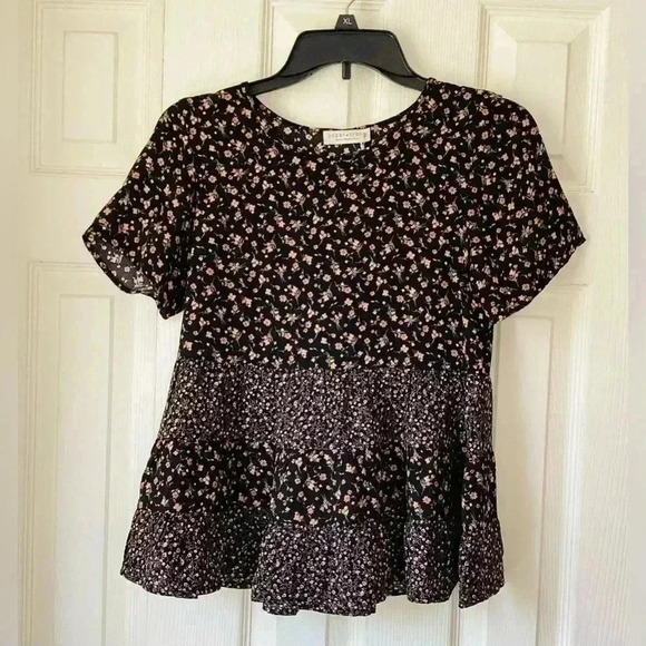 PAPER CRANE NWT Women's Blouse Floral multi colored cute X-SMALL - Picture 1 of 6